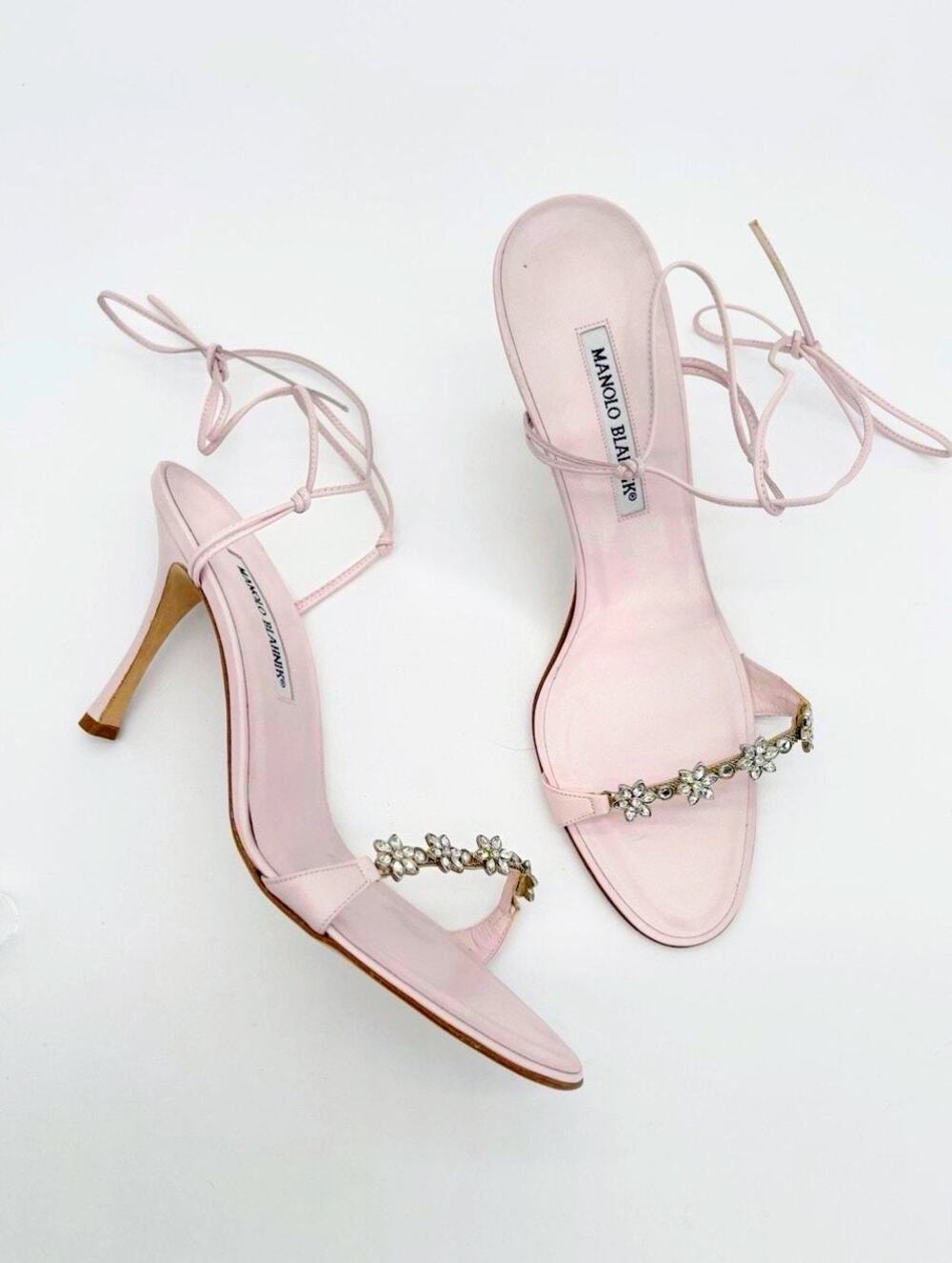 Manolo Blahnik Vintage Pink Leather Floral Crystal Ankle Wrap Sandals IT 41